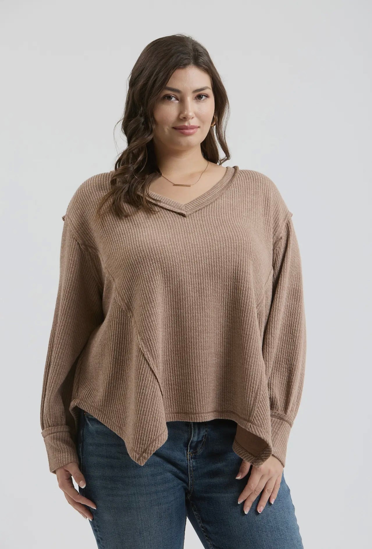 Mocha v neck